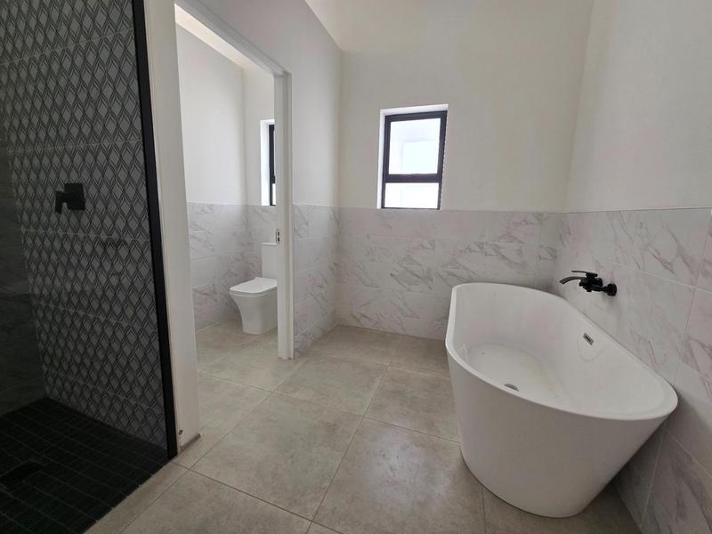 3 Bedroom Property for Sale in Britannia Bay Western Cape